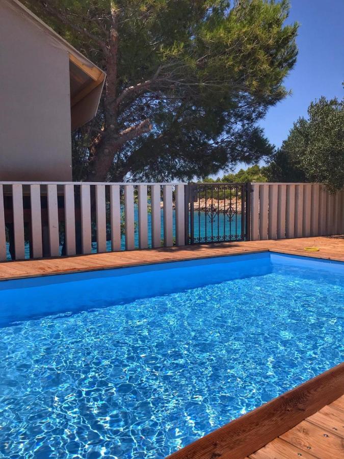 Golden Haven Luxe Bungalow Resort Murter Extérieur photo