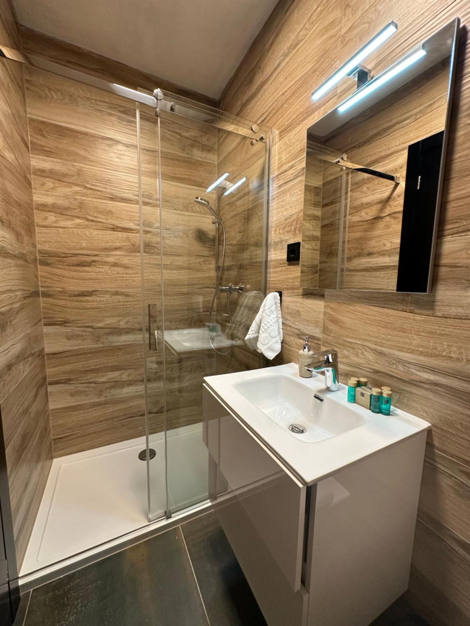 Golden Haven Luxe Bungalow Resort Murter Extérieur photo