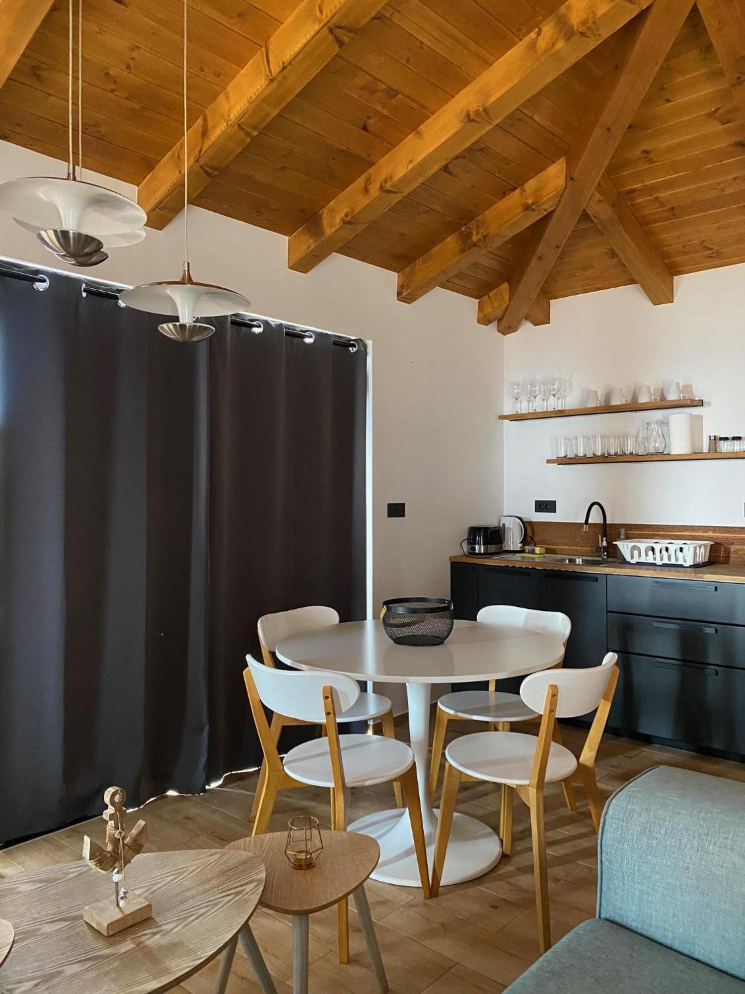 Golden Haven Luxe Bungalow Resort Murter Extérieur photo