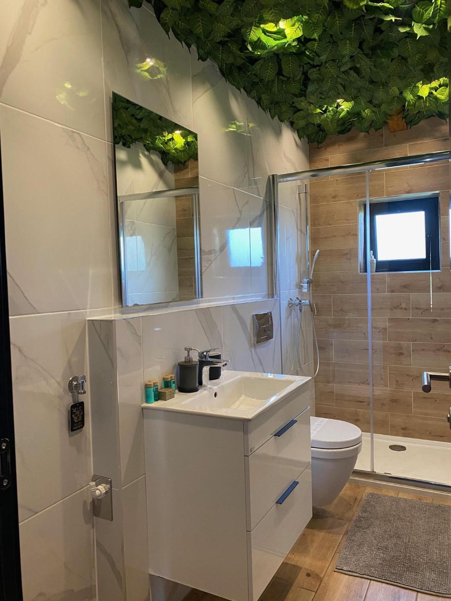 Golden Haven Luxe Bungalow Resort Murter Extérieur photo